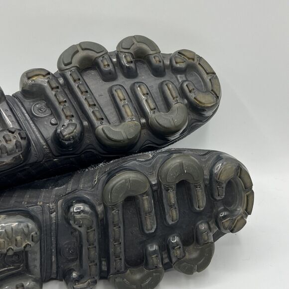 Nike Air Vapormax Flyknit Triple Black Grey Womens Size 6.5 Running 849557-006 - Picture 10 of 11